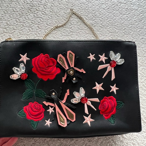 SOLD Zara Rose Embroidered Bag - Picture 3 of 6